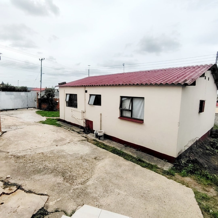4 Bedroom Property for Sale in Mdantsane Eastern Cape